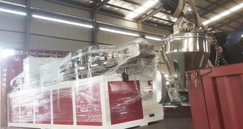 PE管材生產(chǎn)線(xiàn)發(fā)貨